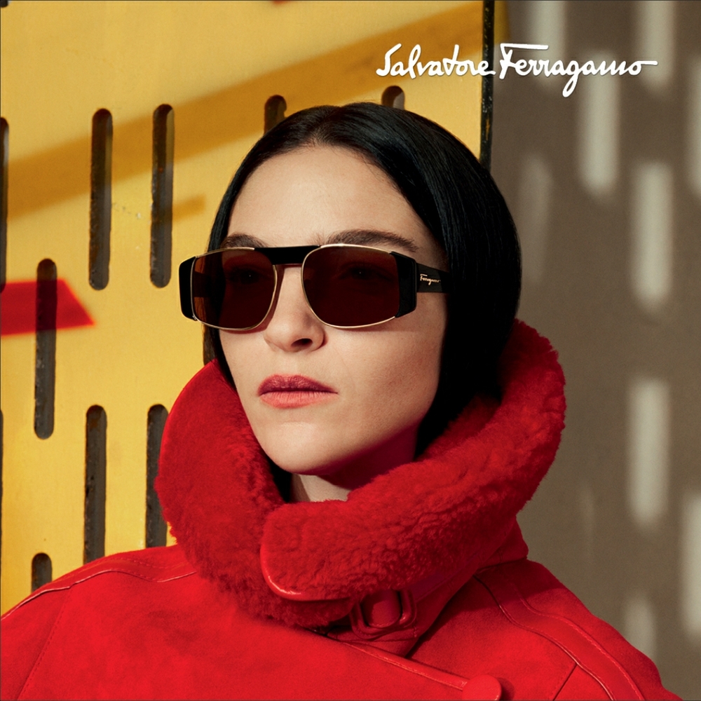 FERRAGAMO Sunglasses Style SF267S in Black & Gold - Picture 10 of 10